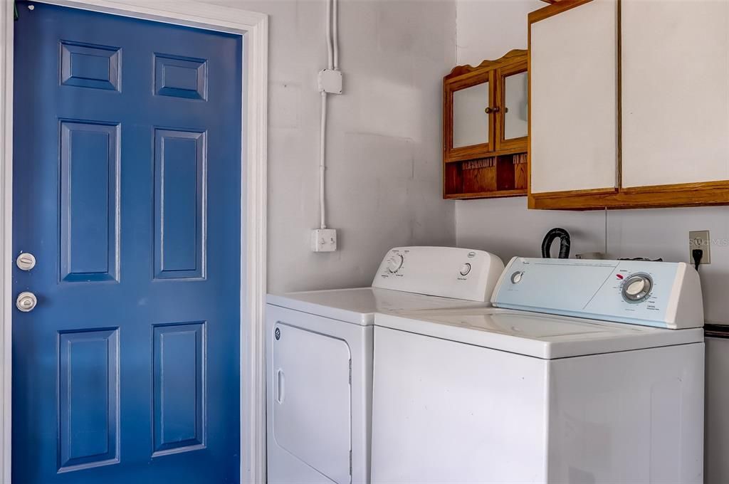 For Sale: $624,000 (2 beds, 2 baths, 1125 Square Feet)