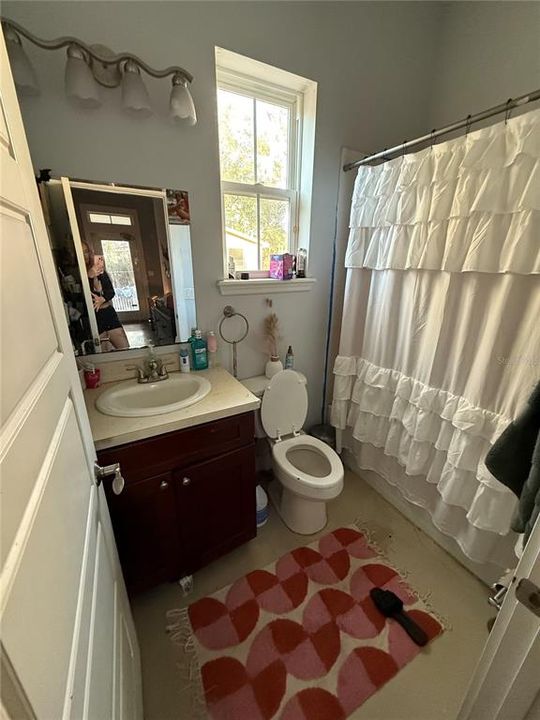For Sale: $375,000 (3 beds, 2 baths, 1291 Square Feet)