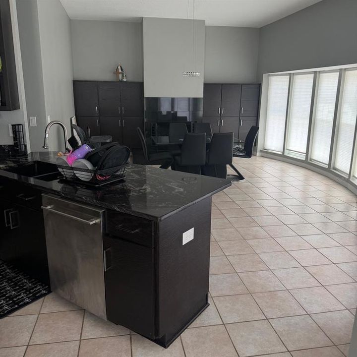 На продажу: $949,900 (5 спален, 4 ванн, 3984 Квадратных фут)