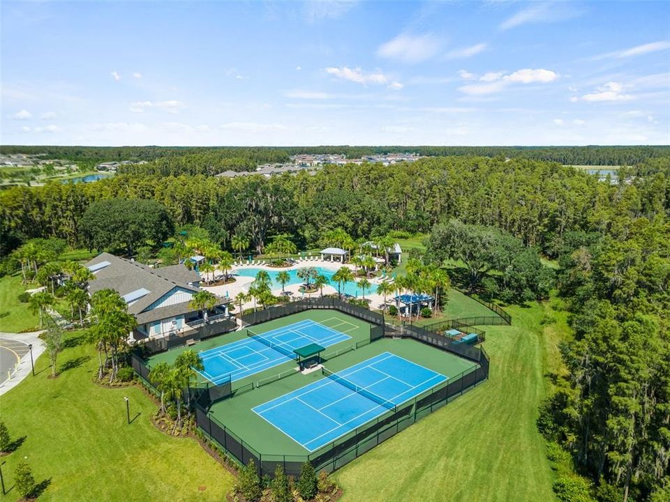 En Venta: $860,000 (6 camas, 3 baños, 4442 Pies cuadrados)
