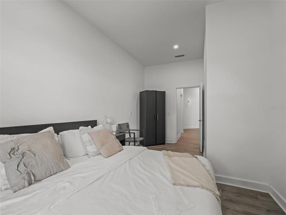 En Venta: $3,900,000 (4 camas, 3 baños, 3200 Pies cuadrados)