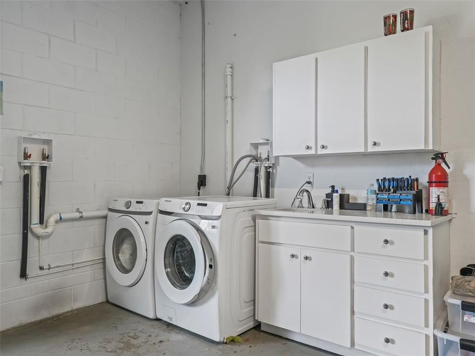 En Venta: $3,900,000 (4 camas, 3 baños, 3200 Pies cuadrados)