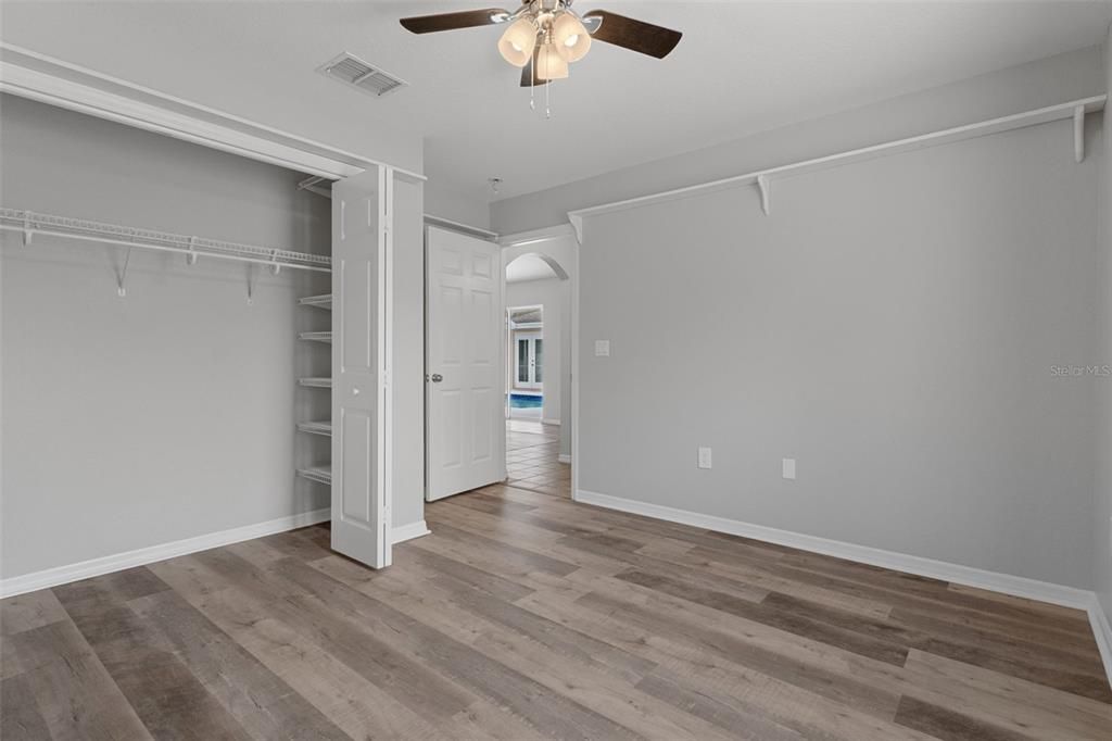 For Sale: $489,900 (6 beds, 0 baths, 2440 Square Feet)