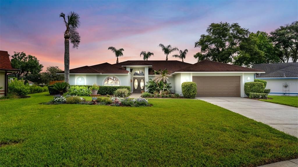 Activo con contrato: $399,900 (4 camas, 2 baños, 2493 Pies cuadrados)