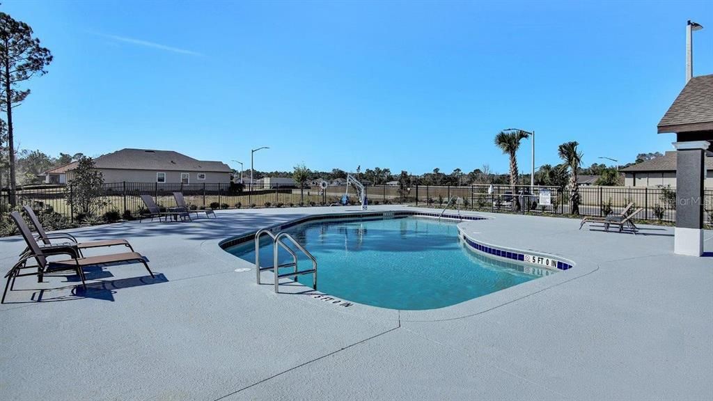 For Sale: $368,220 (4 beds, 2 baths, 1986 Square Feet)