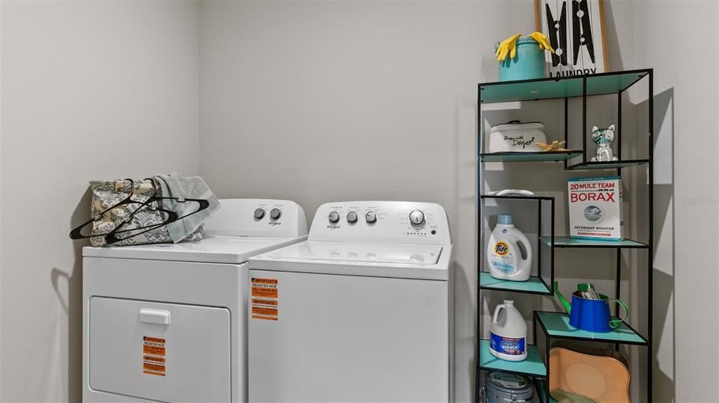 For Sale: $368,220 (4 beds, 2 baths, 1986 Square Feet)