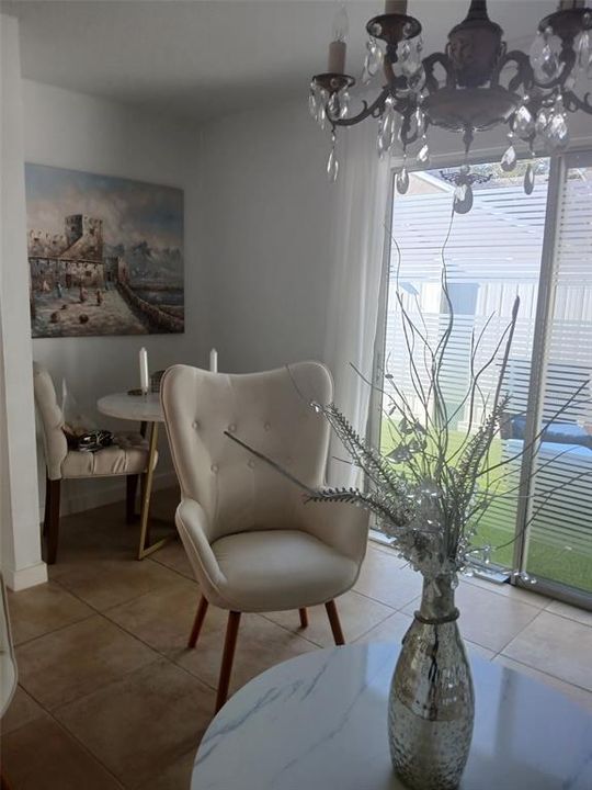 For Sale: $208,888 (1 beds, 1 baths, 674 Square Feet)
