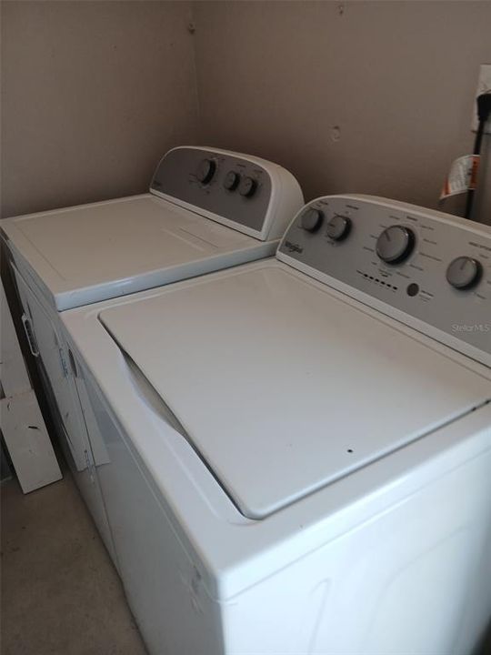 На продажу: $204,999 (1 спален, 1 ванн, 674 Квадратных фут)