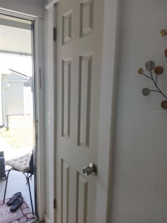 For Sale: $208,888 (1 beds, 1 baths, 674 Square Feet)
