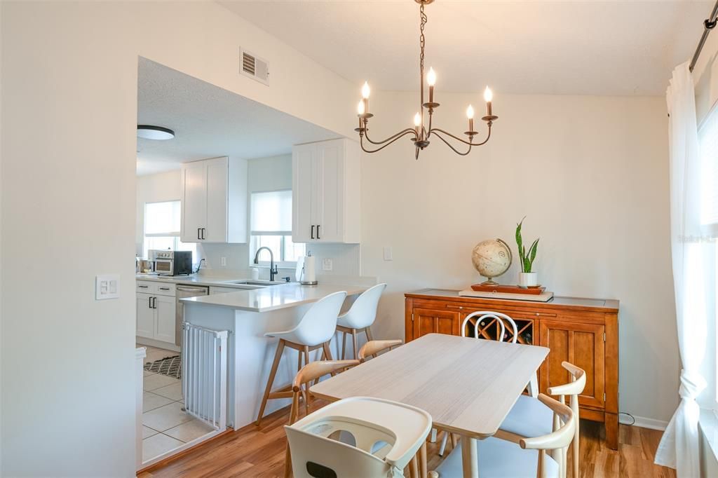 For Rent: $2,695 (3 beds, 2 baths, 1215 Square Feet)