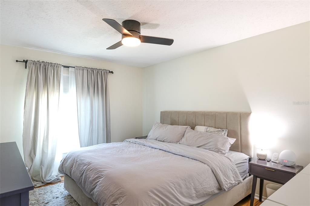 For Rent: $2,695 (3 beds, 2 baths, 1215 Square Feet)