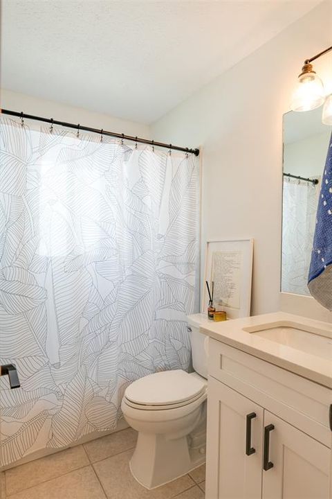For Rent: $2,695 (3 beds, 2 baths, 1215 Square Feet)