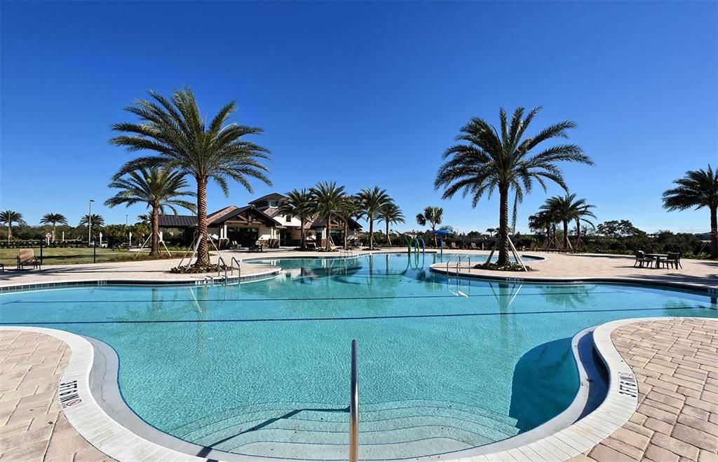 Active With Contract: $1,500,000 (4 beds, 4 baths, 2946 Square Feet)
