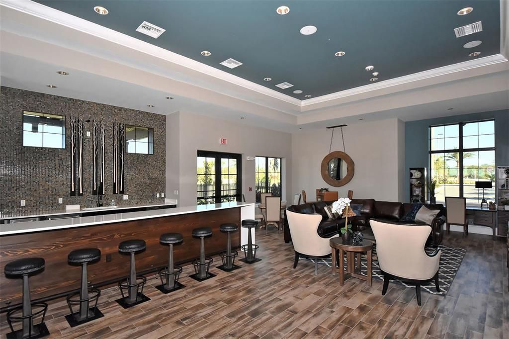 Active With Contract: $1,500,000 (4 beds, 4 baths, 2946 Square Feet)