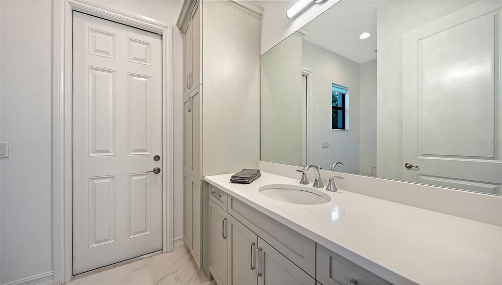 Active With Contract: $1,500,000 (4 beds, 4 baths, 2946 Square Feet)