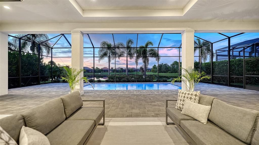 Active With Contract: $1,500,000 (4 beds, 4 baths, 2946 Square Feet)