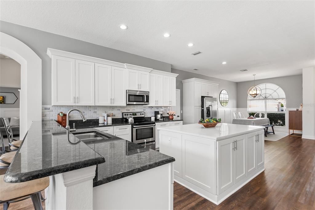 Active With Contract: $499,999 (4 beds, 3 baths, 2183 Square Feet)