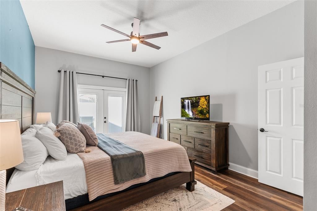Active With Contract: $499,999 (4 beds, 3 baths, 2183 Square Feet)