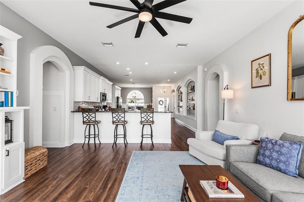 Active With Contract: $499,999 (4 beds, 3 baths, 2183 Square Feet)