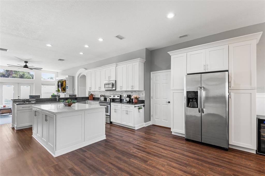 Active With Contract: $499,999 (4 beds, 3 baths, 2183 Square Feet)