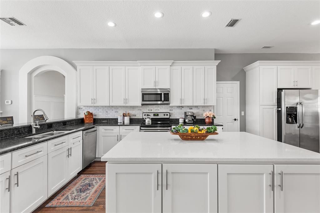 Active With Contract: $499,999 (4 beds, 3 baths, 2183 Square Feet)