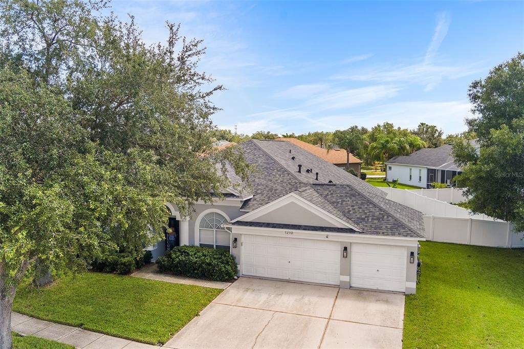 Active With Contract: $499,999 (4 beds, 3 baths, 2183 Square Feet)