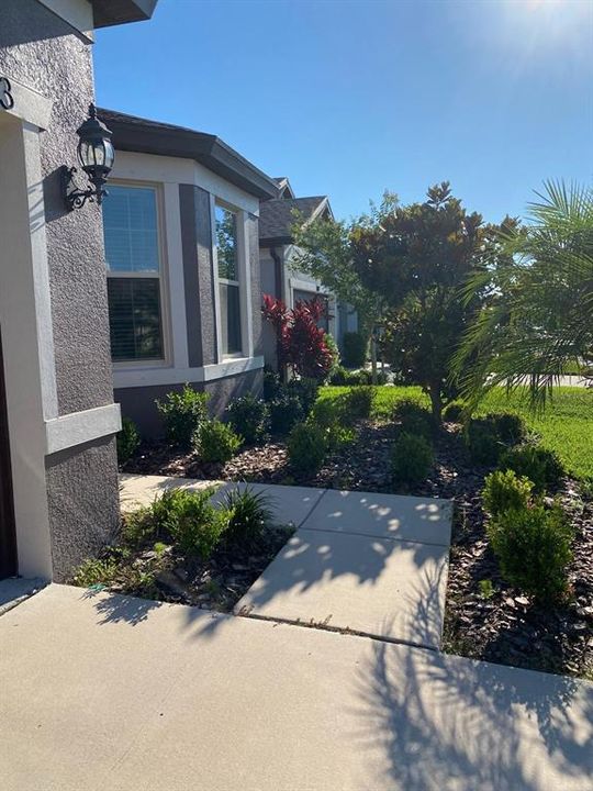 For Rent: $2,500 (4 beds, 2 baths, 1984 Square Feet)