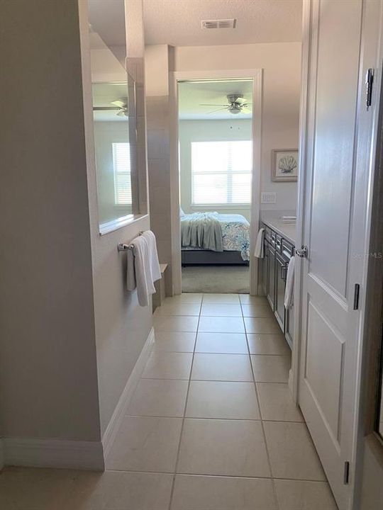 For Rent: $2,500 (4 beds, 2 baths, 1984 Square Feet)