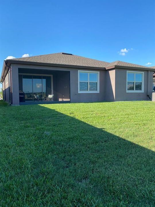 For Rent: $2,500 (4 beds, 2 baths, 1984 Square Feet)