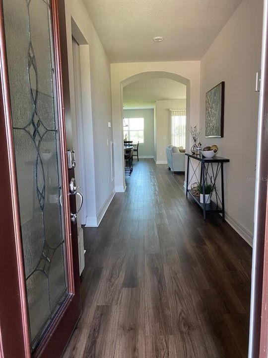 For Rent: $2,500 (4 beds, 2 baths, 1984 Square Feet)
