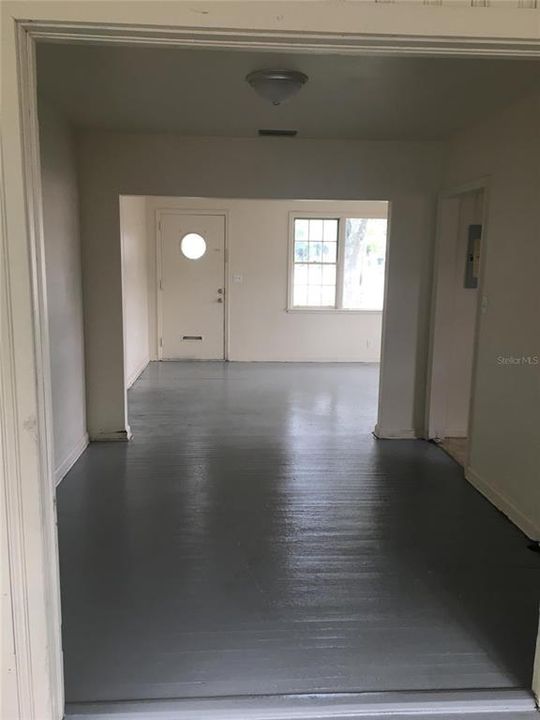 For Rent: $750 (2 beds, 1 baths, 1148 Square Feet)