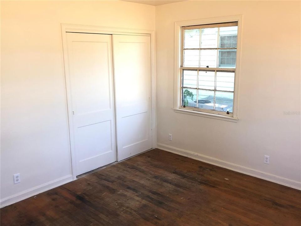 For Rent: $750 (2 beds, 1 baths, 1148 Square Feet)