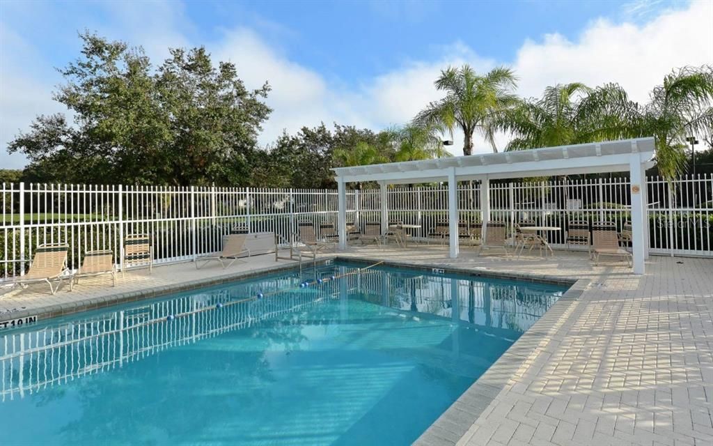For Sale: $495,999 (3 beds, 2 baths, 1688 Square Feet)