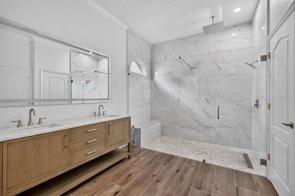 For Sale: $599,700 (3 beds, 2 baths, 2472 Square Feet)