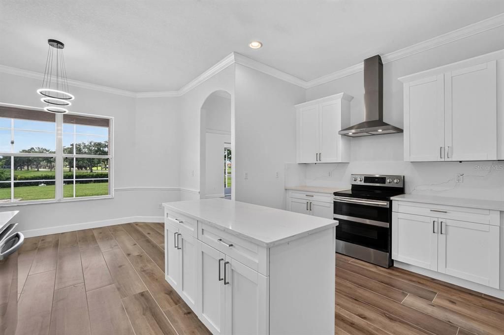 For Sale: $599,700 (3 beds, 2 baths, 2472 Square Feet)