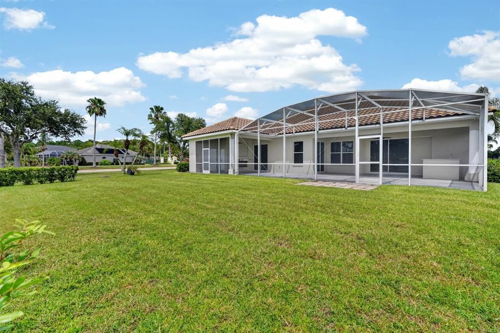 For Sale: $599,700 (3 beds, 2 baths, 2472 Square Feet)