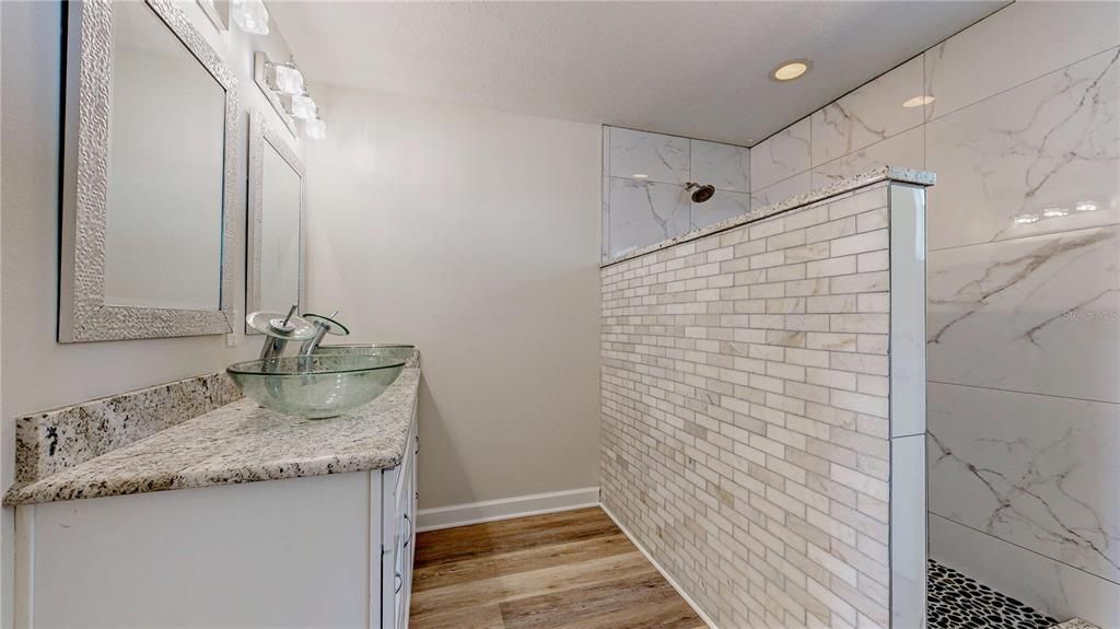 For Sale: $344,900 (4 beds, 2 baths, 2229 Square Feet)