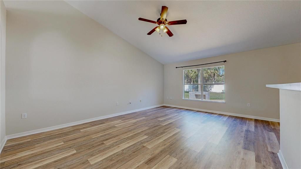 For Sale: $344,900 (4 beds, 2 baths, 2229 Square Feet)