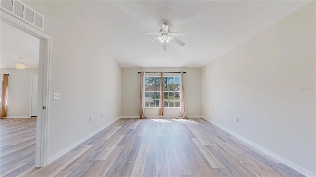 For Sale: $344,900 (4 beds, 2 baths, 2229 Square Feet)