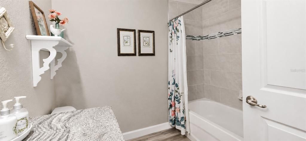 For Sale: $368,000 (4 beds, 2 baths, 2048 Square Feet)