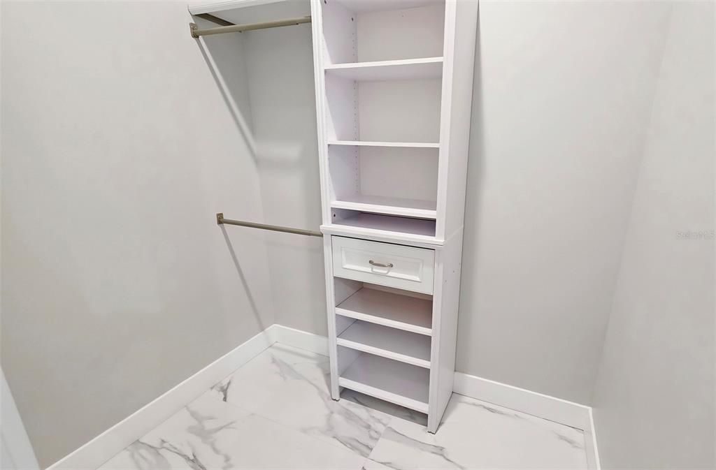 В аренду: $8,000 (5 спален, 4 ванн, 2882 Квадратных фут)
