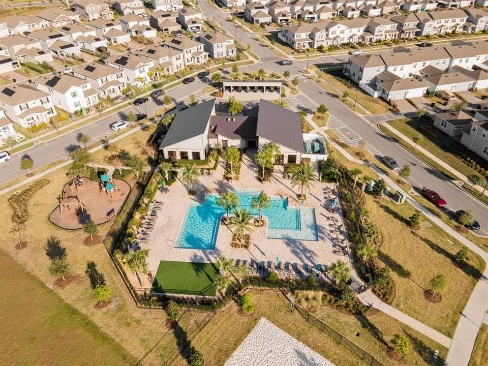 В аренду: $3,900 (5 спален, 3 ванн, 3035 Квадратных фут)