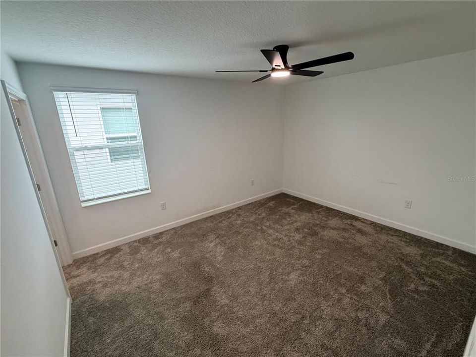 В аренду: $3,900 (5 спален, 3 ванн, 3035 Квадратных фут)