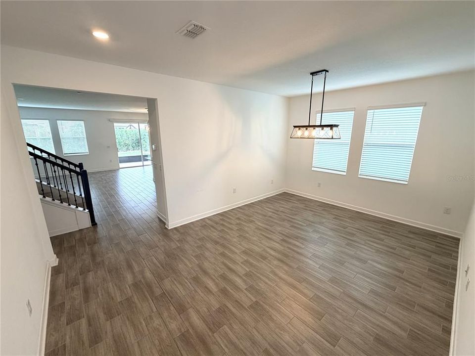 В аренду: $3,900 (5 спален, 3 ванн, 3035 Квадратных фут)