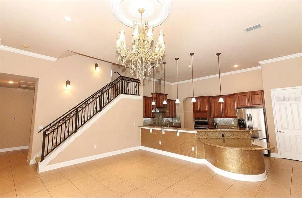 На продажу: $665,000 (5 спален, 4 ванн, 3095 Квадратных фут)