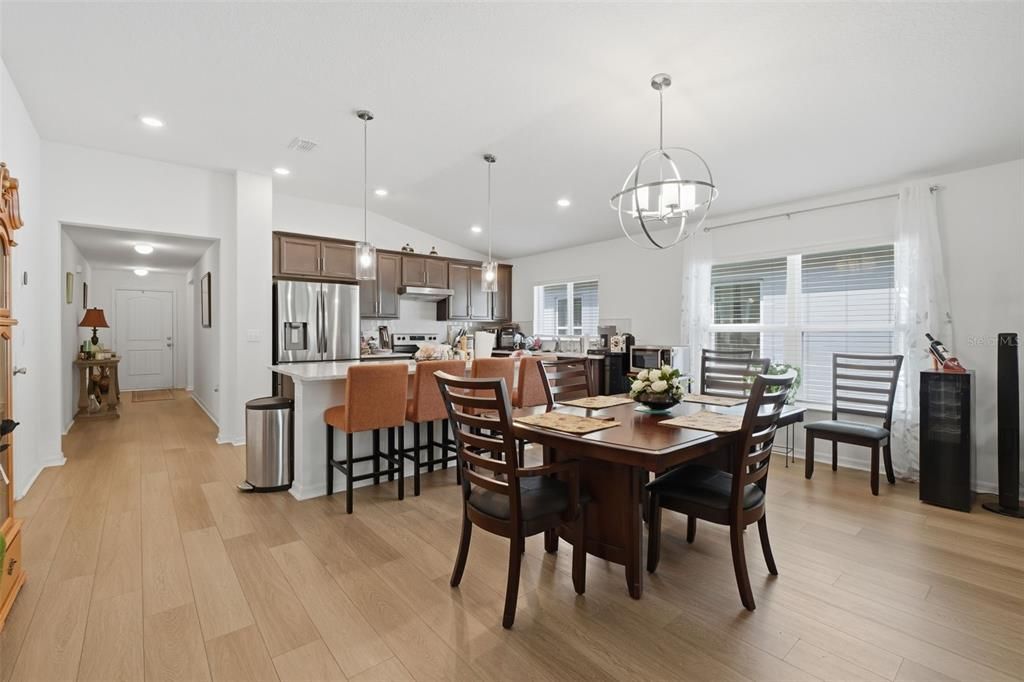 For Sale: $525,000 (3 beds, 2 baths, 2148 Square Feet)
