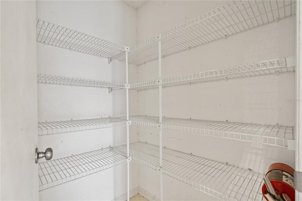 На продажу: $660,000 (4 спален, 3 ванн, 2639 Квадратных фут)