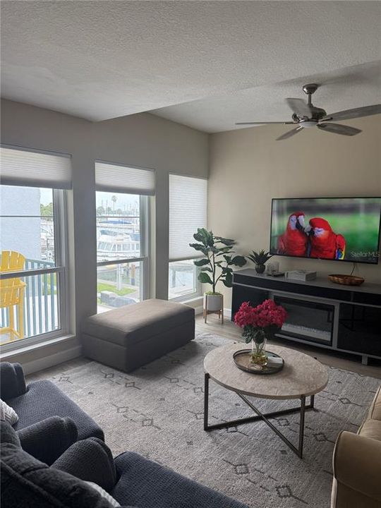 En Venta: $585,000 (2 camas, 1 baños, 1040 Pies cuadrados)