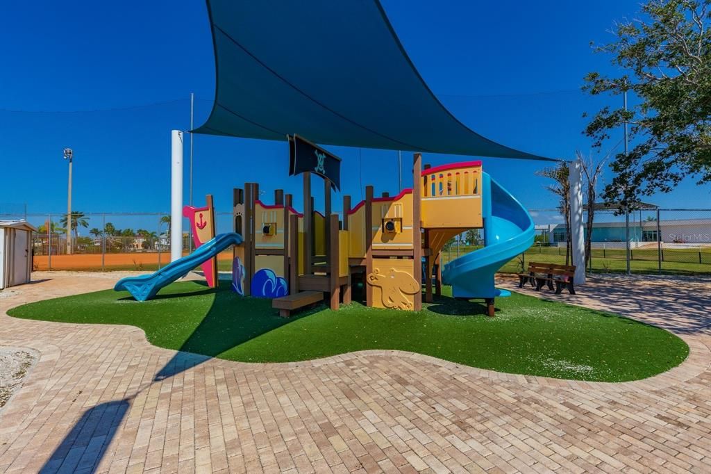 En Venta: $585,000 (2 camas, 1 baños, 1040 Pies cuadrados)