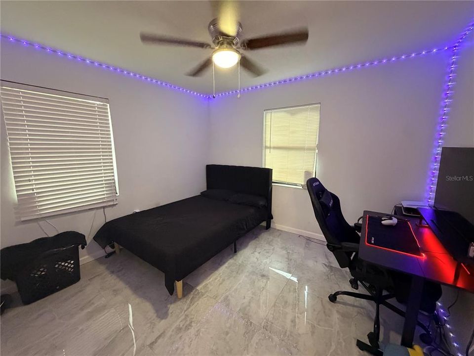 En Venta: $365,000 (3 camas, 2 baños, 984 Pies cuadrados)